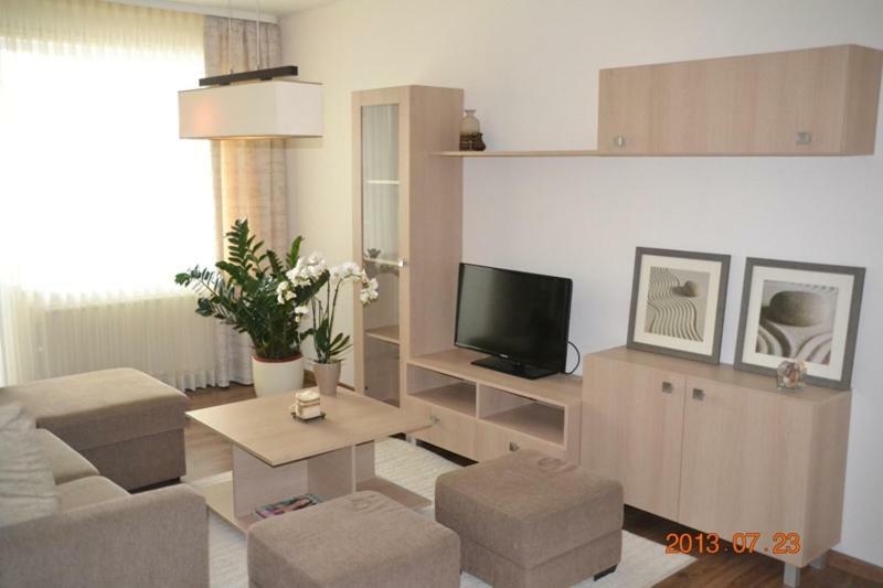Apartamentai Dainu シャウレイ エクステリア 写真